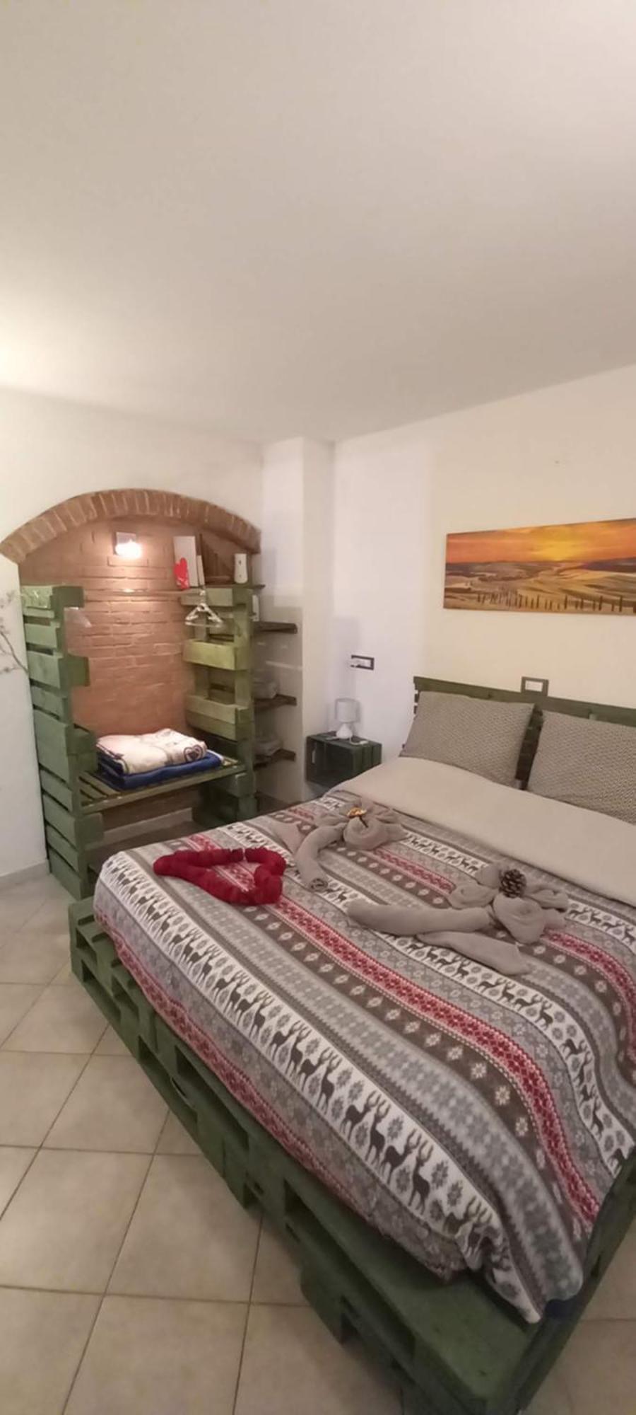 Casa Appartamento Vacanze La Fermata Delle Rondini Castello di Annone Exterior foto